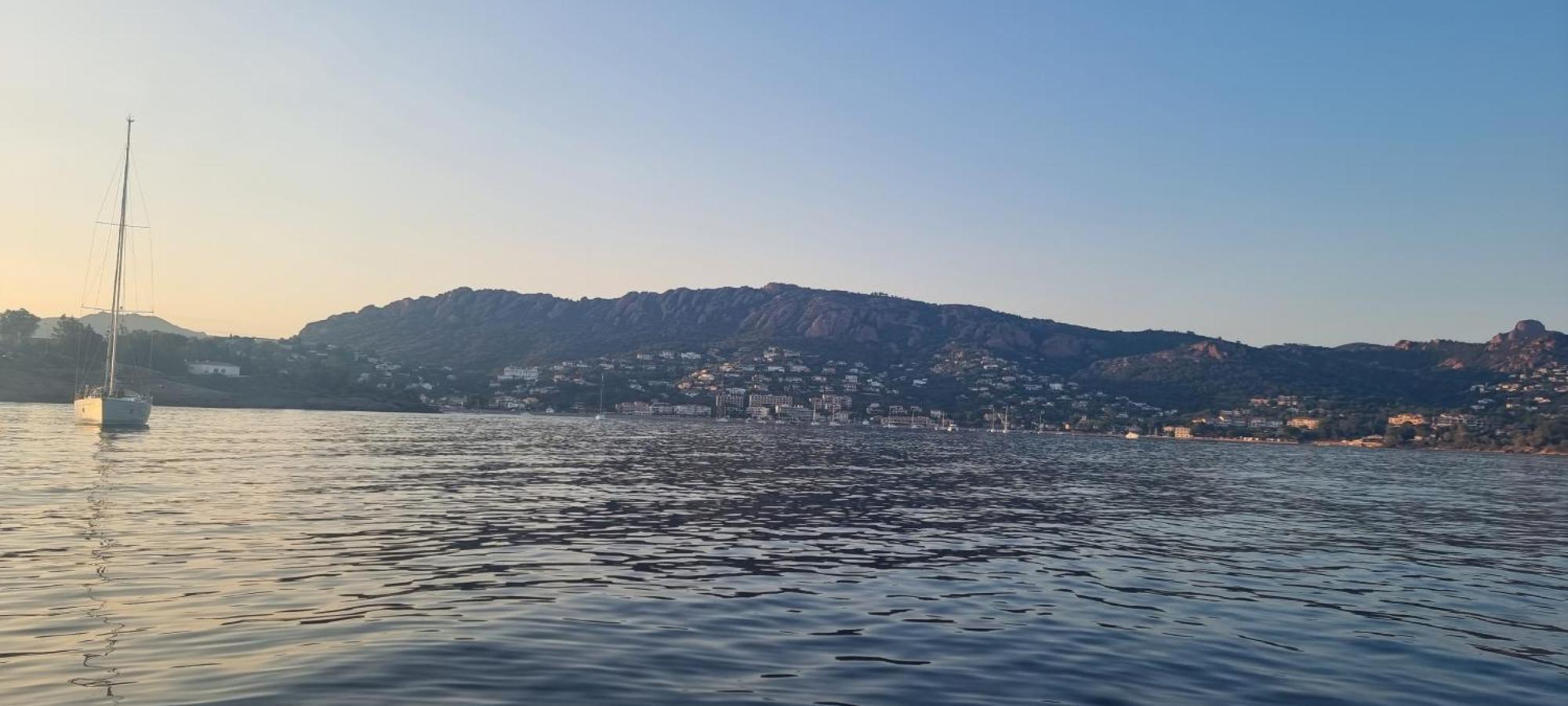 Agay Cap Esterel Le Hameau F2 Clim Plein Sud Dernier Etage Magnifique Vue Mer Saint-Raphaël Kültér fotó