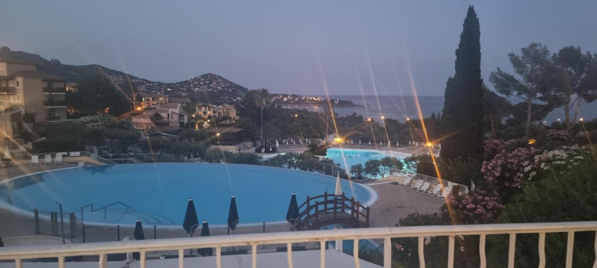 Agay Cap Esterel Le Hameau F2 Clim Plein Sud Dernier Etage Magnifique Vue Mer Saint-Raphaël Kültér fotó