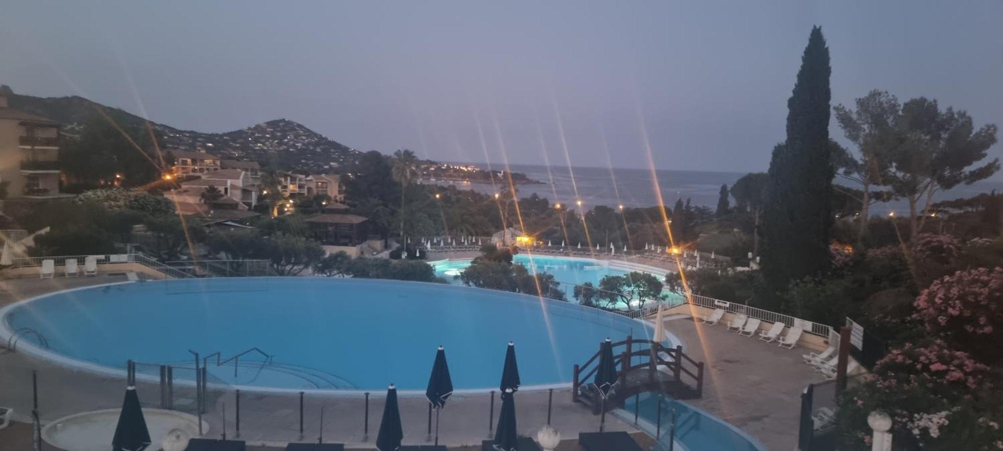 Agay Cap Esterel Le Hameau F2 Clim Plein Sud Dernier Etage Magnifique Vue Mer Saint-Raphaël Kültér fotó