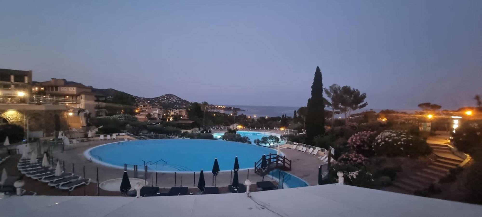 Agay Cap Esterel Le Hameau F2 Clim Plein Sud Dernier Etage Magnifique Vue Mer Saint-Raphaël Kültér fotó