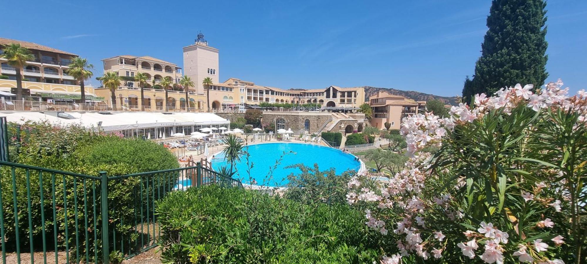 Agay Cap Esterel Le Hameau F2 Clim Plein Sud Dernier Etage Magnifique Vue Mer Saint-Raphaël Kültér fotó