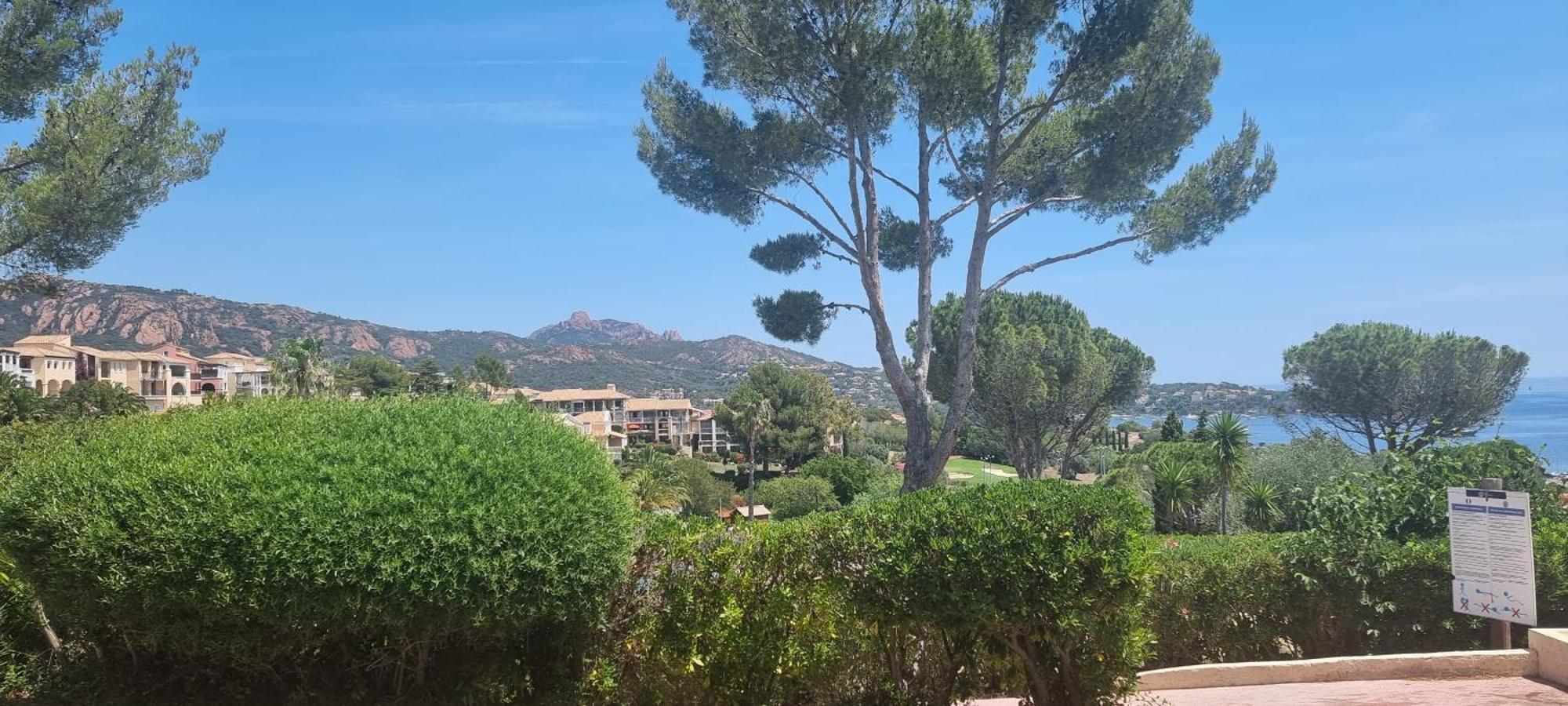 Agay Cap Esterel Le Hameau F2 Clim Plein Sud Dernier Etage Magnifique Vue Mer Saint-Raphaël Kültér fotó