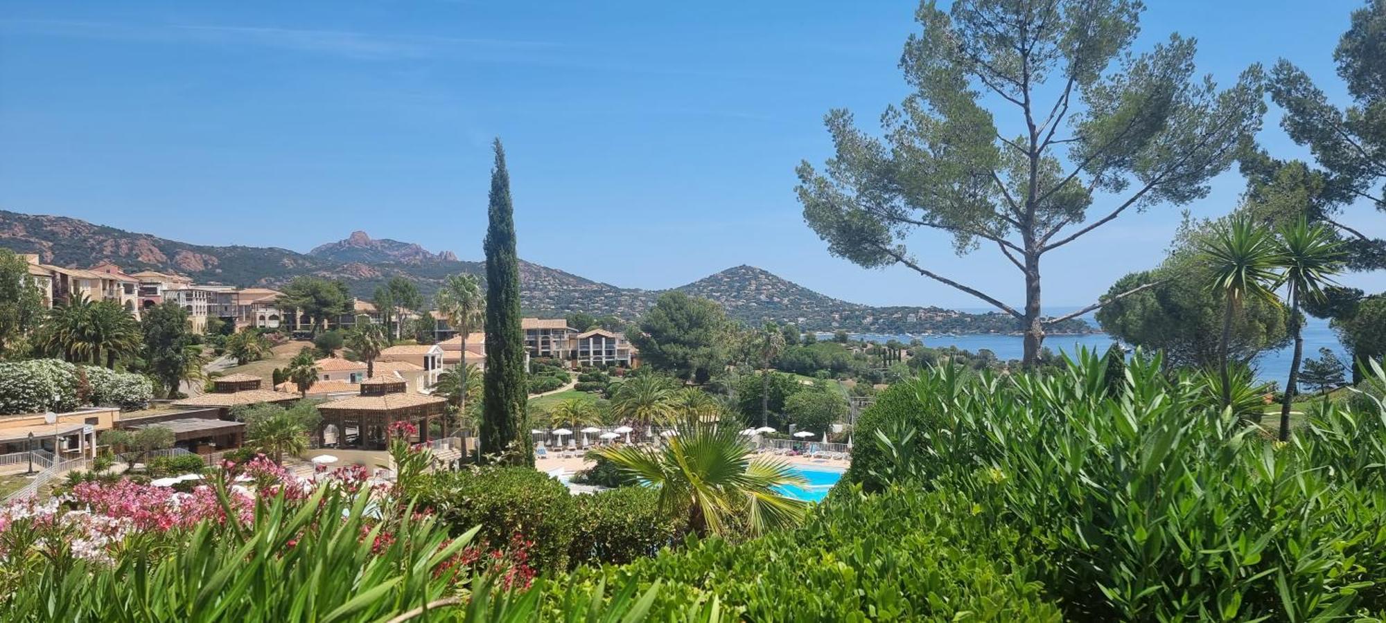 Agay Cap Esterel Le Hameau F2 Clim Plein Sud Dernier Etage Magnifique Vue Mer Saint-Raphaël Kültér fotó